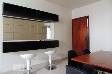 Sala  de apartamento para alugar com 2 quartos, 56m² em Jacarepaguá, Rio de Janeiro