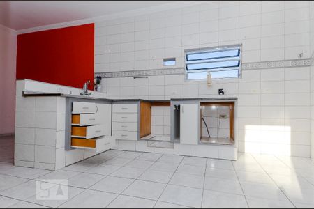 Casa para alugar com 190m², 3 quartos e 3 vagas Casa para alugar com 190m², 3 quartos e 3 vagasCozinha
