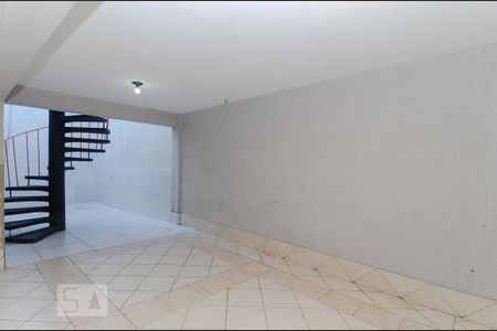 Casa para alugar com 190m², 3 quartos e 3 vagas Casa para alugar com 190m², 3 quartos e 3 vagasGaragem