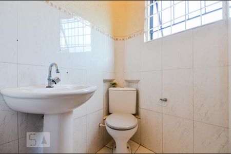 Casa para alugar com 190m², 3 quartos e 3 vagas Casa para alugar com 190m², 3 quartos e 3 vagasBanheiro Social