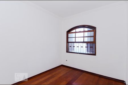 Quarto 1 de casa para alugar com 3 quartos, 190m² em Jardim Santa Clara, Guarulhos