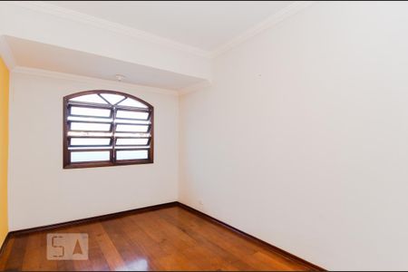 Quarto 2 de casa para alugar com 3 quartos, 190m² em Jardim Santa Clara, Guarulhos