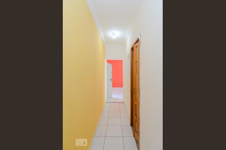 Casa para alugar com 190m², 3 quartos e 3 vagas Casa para alugar com 190m², 3 quartos e 3 vagasCorredor Dormitórios