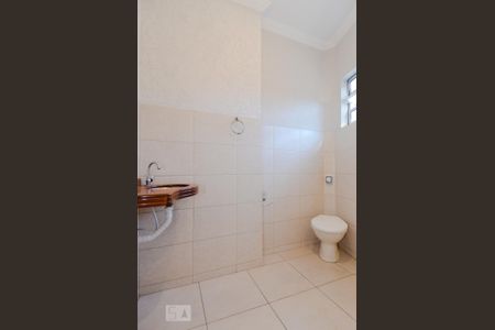 Casa para alugar com 190m², 3 quartos e 3 vagas Casa para alugar com 190m², 3 quartos e 3 vagasBanheiro da Suíte