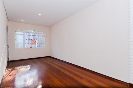 Sala de casa para alugar com 3 quartos, 190m² em Jardim Santa Clara, Guarulhos