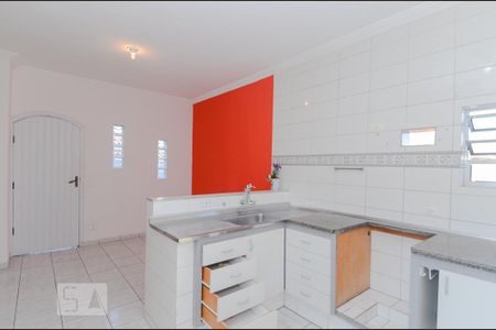Casa para alugar com 190m², 3 quartos e 3 vagas Casa para alugar com 190m², 3 quartos e 3 vagasCozinha