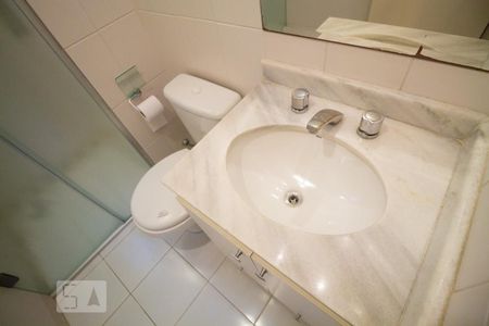 Apartamento à venda com 93m², 4 quartos e 2 vagasBanheiro 