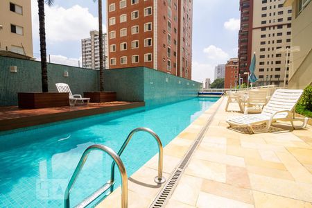 Apartamento à venda com 93m², 4 quartos e 2 vagasÁrea comum - Piscina