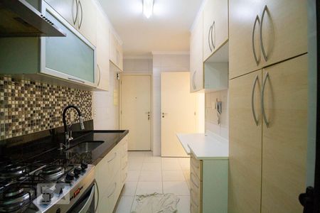 Apartamento à venda com 93m², 4 quartos e 2 vagasCozinha 