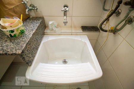 Apartamento à venda com 93m², 4 quartos e 2 vagasLavanderia 