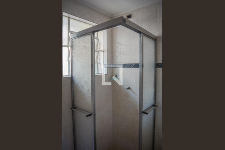 Apartamento à venda com 65m², 2 quartos e sem vaga Apartamento à venda com 65m², 2 quartos e sem vagaBanheiro