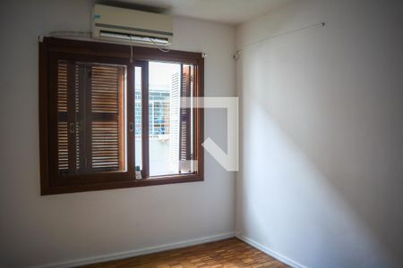 Quarto 1 de apartamento à venda com 2 quartos, 65m² em Cristal, Porto Alegre