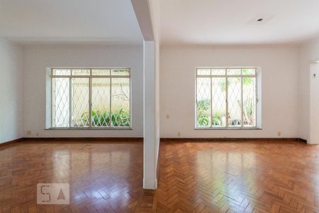 Sala de casa à venda com 4 quartos, 450m² em Sumaré, São Paulo