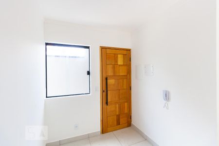 Sala de kitnet/studio para alugar com 1 quarto, 28m² em Vila Bela, São Paulo