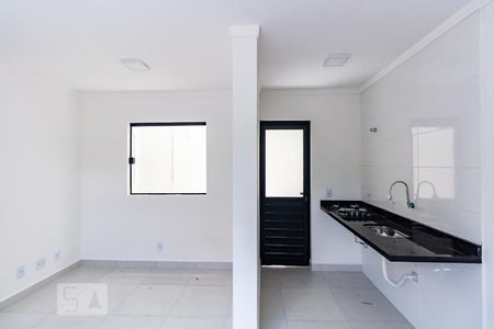 Sala/Cozinha de kitnet/studio para alugar com 2 quartos, 44m² em Vila Bela, São Paulo