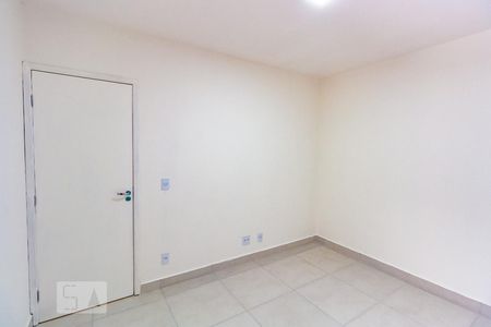Quarto 1 de kitnet/studio para alugar com 2 quartos, 44m² em Vila Bela, São Paulo