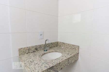 Banheiro - Torneira de kitnet/studio para alugar com 1 quarto, 25m² em Vila Bela, São Paulo