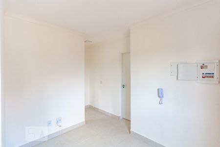 Sala de kitnet/studio para alugar com 1 quarto, 25m² em Vila Bela, São Paulo