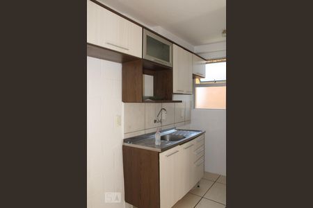 Sala/Cozinha de apartamento à venda com 2 quartos, 46m² em Mato Grande, Canoas