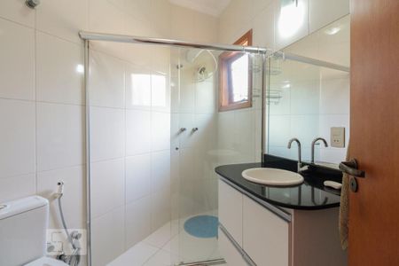 Casa para alugar com 220m², 4 quartos e 5 vagasSuíte 3