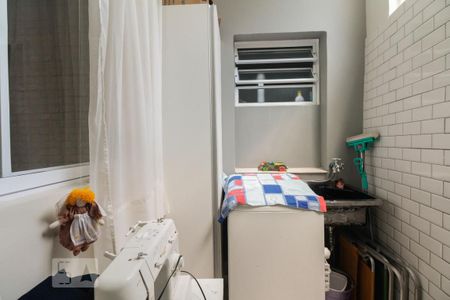 Casa para alugar com 220m², 4 quartos e 5 vagasÁrea de serviço (Edícula) 