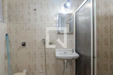 Banheiro de kitnet/studio para alugar com 1 quarto, 60m² em Consolação, São Paulo