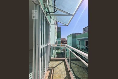 Casa de condomínio à venda com 64m², 2 quartos e 1 vagaVaranda