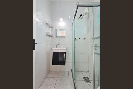 Casa de condomínio à venda com 64m², 2 quartos e 1 vagaBanheiro Social