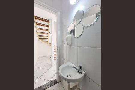 Lavabo de casa de condomínio à venda com 2 quartos, 64m² em Engenho Novo, Rio de Janeiro