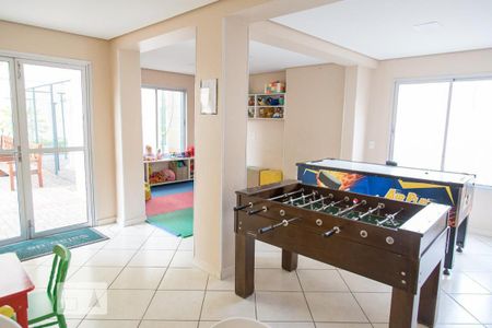 Apartamento para alugar com 42m², 2 quartos e 1 vaga Apartamento para alugar com 42m², 2 quartos e 1 vagaÁrea comum - Salão de jogos