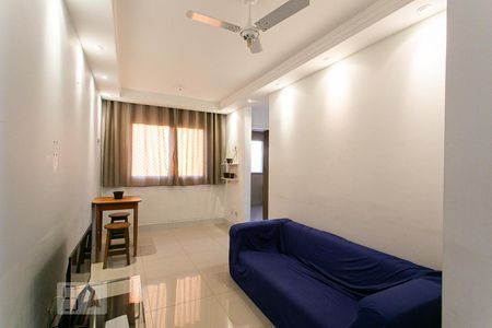 Apartamento para alugar com 42m², 2 quartos e 1 vaga Apartamento para alugar com 42m², 2 quartos e 1 vagaSala