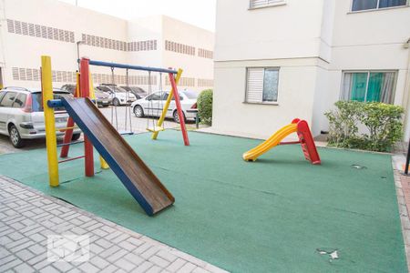 Apartamento para alugar com 42m², 2 quartos e 1 vaga Apartamento para alugar com 42m², 2 quartos e 1 vagaÁrea Comum - Playground