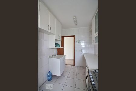 Apartamento à venda com 90m², 3 quartos e 2 vagasCozinha