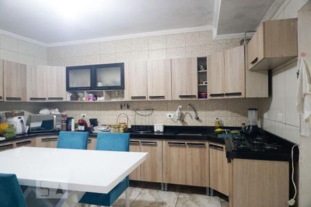 Casa à venda com 425m², 4 quartos e 4 vagasCozinha