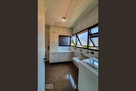 Apartamento à venda com 185m², 3 quartos e 3 vagasÁrea de Serviço