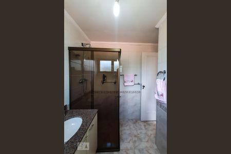 Apartamento à venda com 185m², 3 quartos e 3 vagasBanheiro da Suíte 1