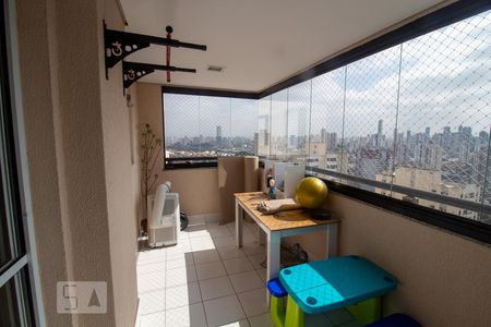 Sacada de apartamento para alugar com 3 quartos, 115m² em Vila Bertioga, São Paulo