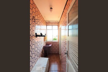 Apartamento à venda com 80m², 2 quartos e 1 vagaÁrea de Serviço