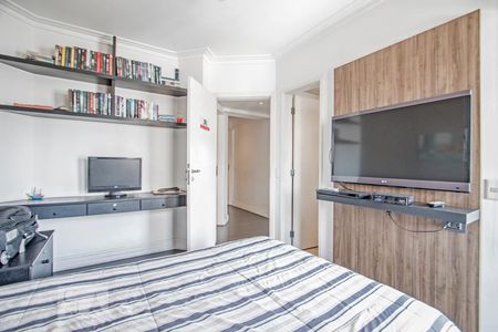 Apartamento à venda com 150m², 4 quartos e 3 vagasSuite 2