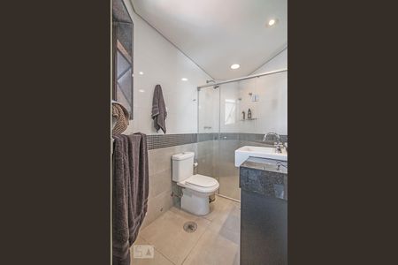 Apartamento à venda com 150m², 4 quartos e 3 vagasBanheiro da Suite 1