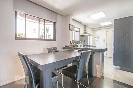 Apartamento à venda com 150m², 4 quartos e 3 vagasCopa