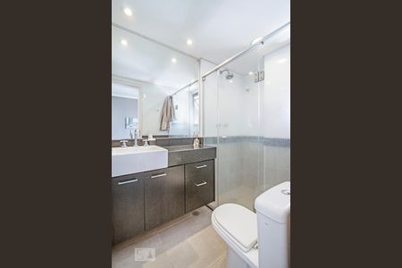 Apartamento à venda com 150m², 4 quartos e 3 vagasBanheiro da Suite 2