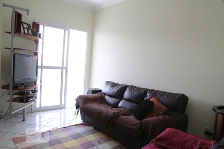 Sala de apartamento para alugar com 2 quartos, 87m² em Guilhermina, Praia Grande