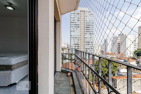 Apartamento à venda com 78m², 1 quarto e 2 vagasSacada do Quarto