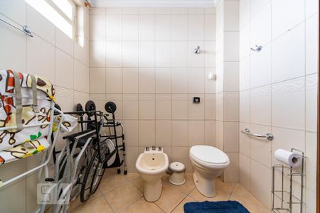 Apartamento para alugar com 210m², 4 quartos e 1 vagaBanheiro 