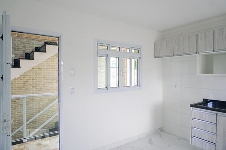 Sala/Cozinha de apartamento para alugar com 2 quartos, 41m² em Parque Boturussu, São Paulo