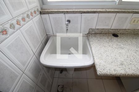 Apartamento para alugar com 75m², 2 quartos e 1 vagaÁrea de Serviço