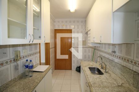 Apartamento para alugar com 75m², 2 quartos e 1 vagaCozinha