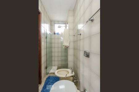 Apartamento à venda com 172m², 4 quartos e 2 vagas Apartamento à venda com 172m², 4 quartos e 2 vagasBanheiro da Suíte