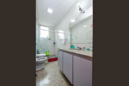 Apartamento à venda com 172m², 4 quartos e 2 vagas Apartamento à venda com 172m², 4 quartos e 2 vagasBanheiro Social